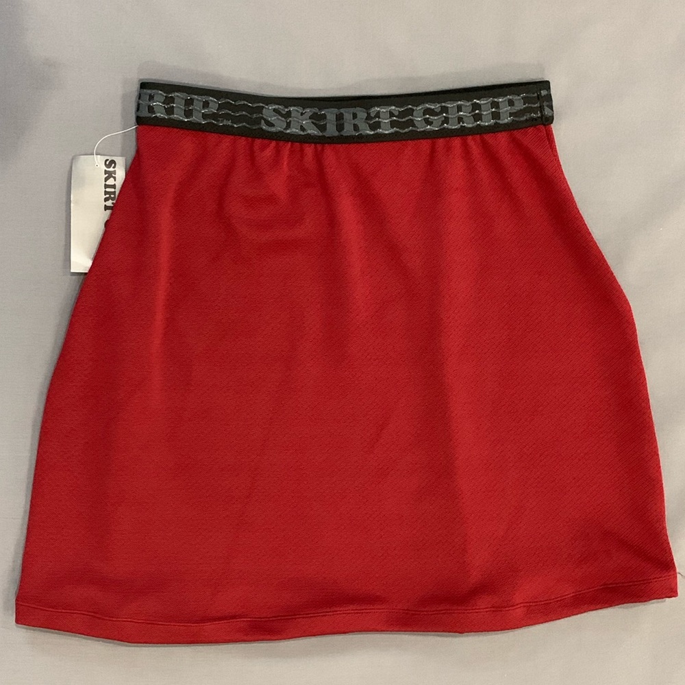 Skirt Grip - The Knit Skirt - Maroon textured